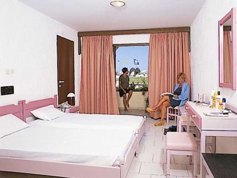 Carolina Mare Hotel Malia  Exterior photo